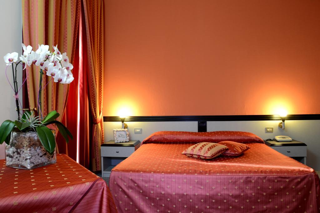 Hotel Orri Tortolì Екстериор снимка