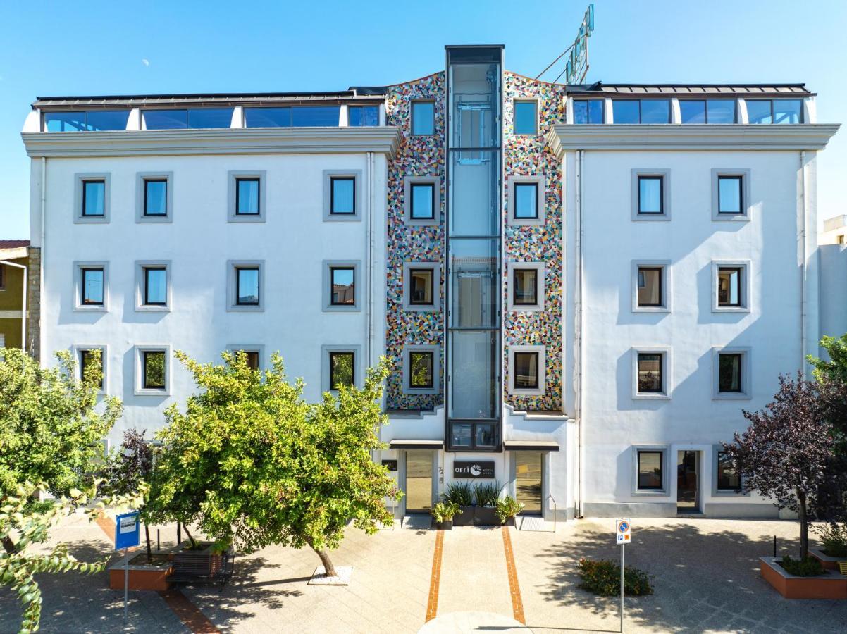 Hotel Orri Tortolì Екстериор снимка