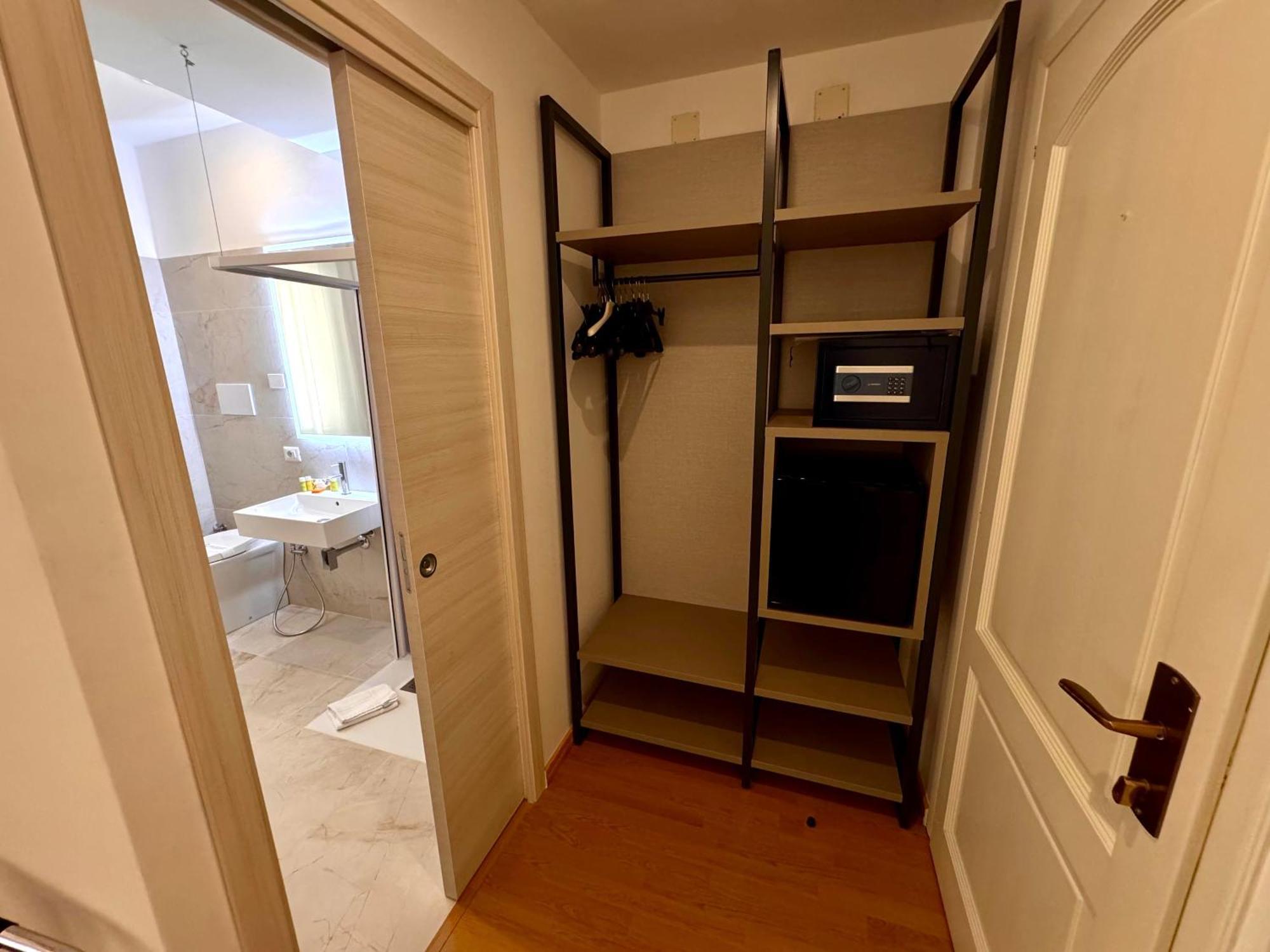 Hotel Orri Tortolì Екстериор снимка