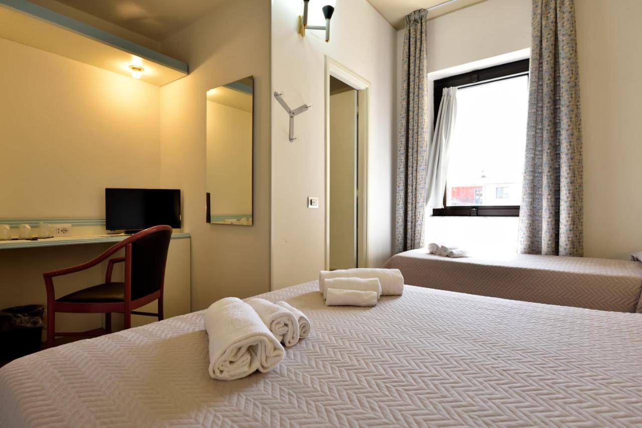Hotel Orri Tortolì Екстериор снимка
