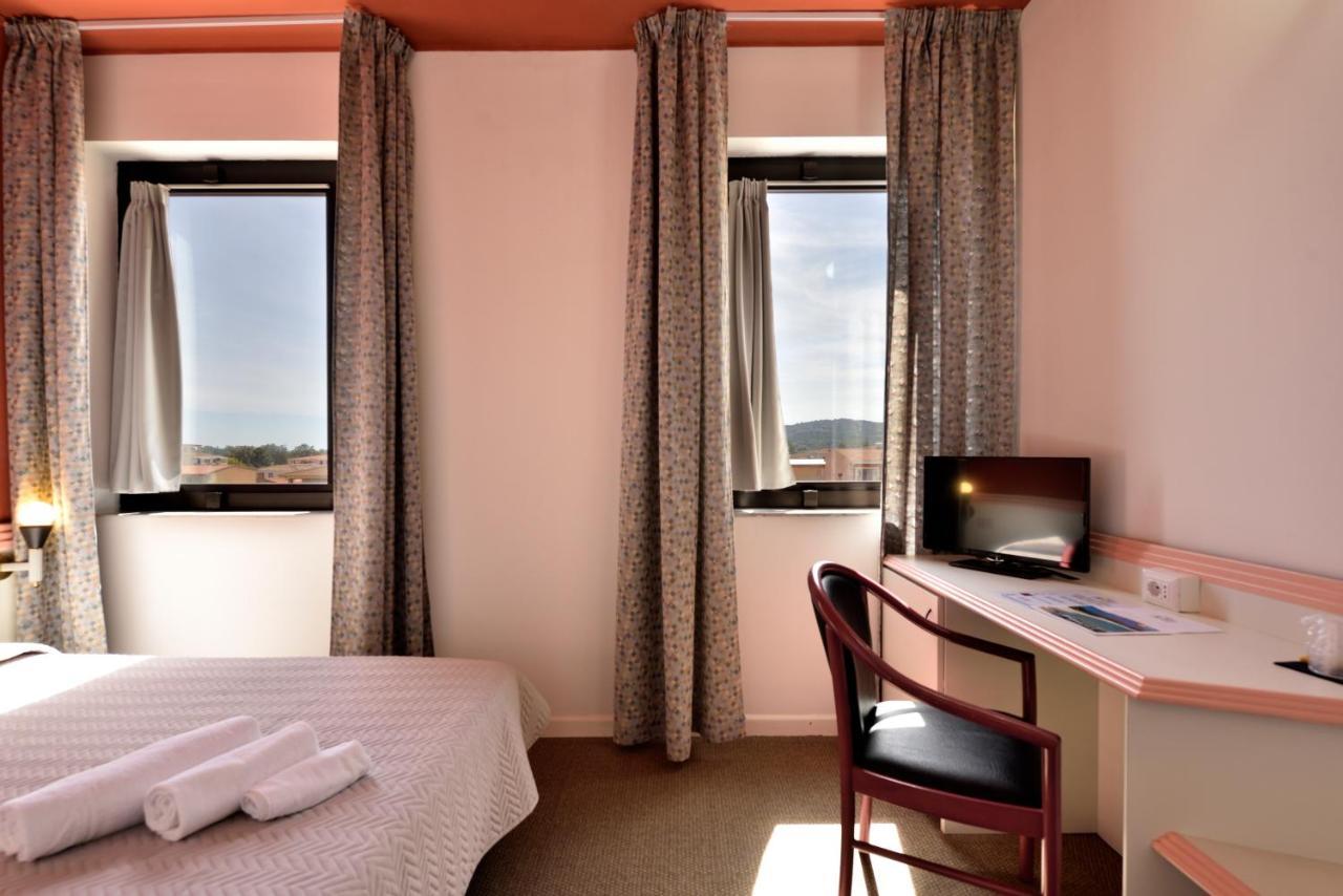 Hotel Orri Tortolì Екстериор снимка