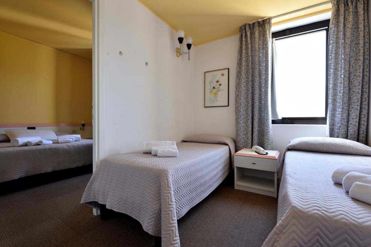 Hotel Orri Tortolì Екстериор снимка