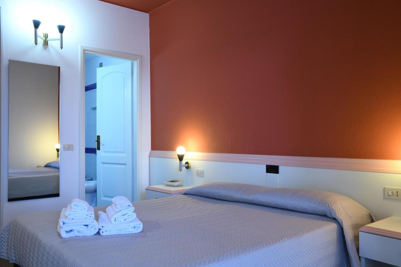 Hotel Orri Tortolì Екстериор снимка
